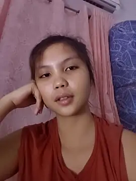 Snapshot of sweet_21_1 chatting on 06-12-26, 04:06 sweet 21 1 online show from 06-12-26, 04:06