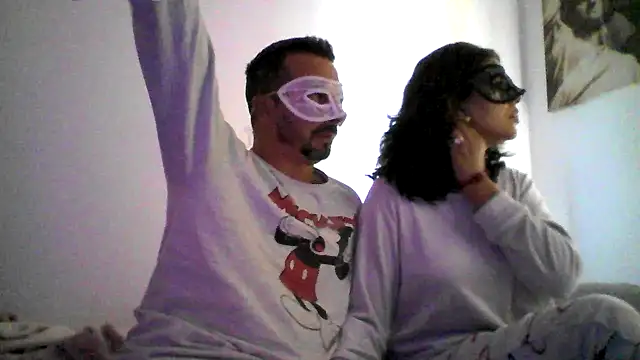 Coppiabhubhu online show from 04-26-26, 02:15