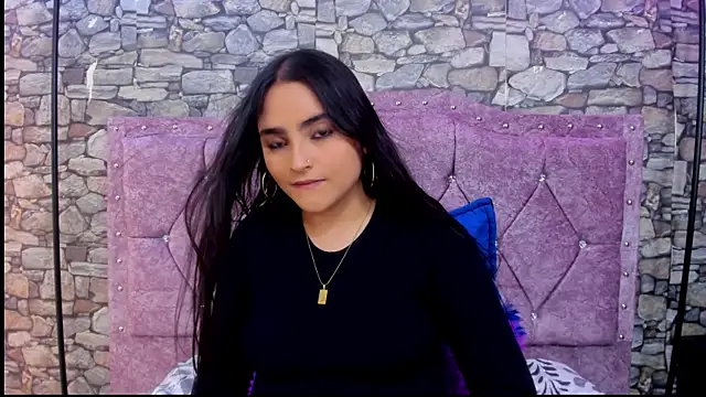Snapshot of sweet__cherry1 chatting on 05-19-26, 01:56 sweet cherry1 online show from 05-19-26, 01:56