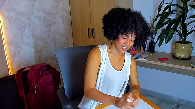 baddie delaylaa online show from 04-23-26, 07:16