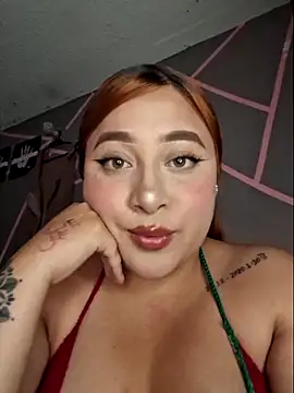 Snapshot of venuscopper chatting on 04-23-26, 02:13 venuscopper online show from 04-23-26, 02:13