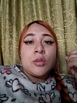 Snapshot of venuscopper chatting on 06-05-26, 06:13 venuscopper online show from 06-05-26, 06:13