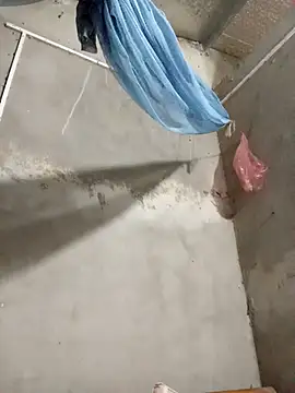 Snapshot of Emm-a- chatting on 04-05-26, 06:21 Emm-a- online show from 04-05-26, 06:21