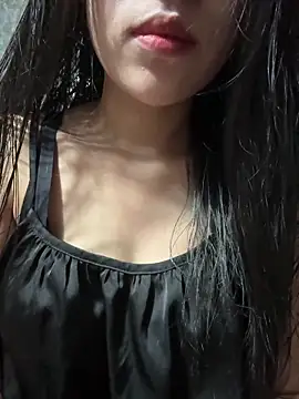 Snapshot of __Liana-sexy__ chatting on 04-12-26, 05:23 Liana-sexy online show from 04-12-26, 05:23