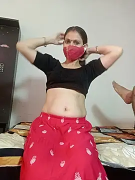 Snapshot of Sexyy_Bhabhi_143 chatting on 07-18-26, 05:55 Sexyy Bhabhi 143 online show from 07-18-26, 05:55