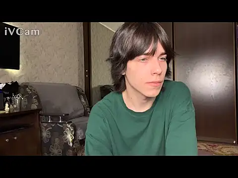 Snapshot of mason_silver chatting on 04-08-26, 10:15 mason silver online show from 04-08-26, 10:15