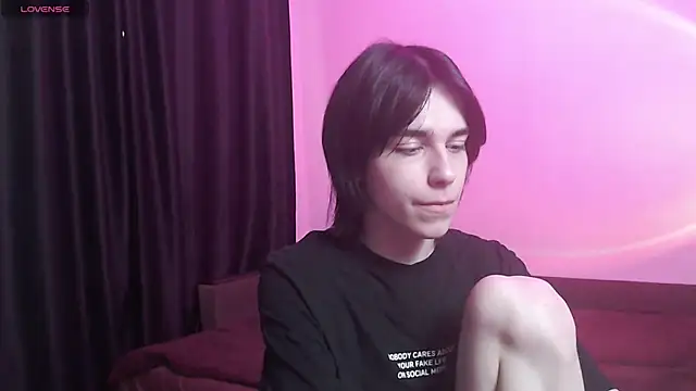 Snapshot of mason_silver chatting on 05-21-26, 09:27 mason silver online show from 05-21-26, 09:27