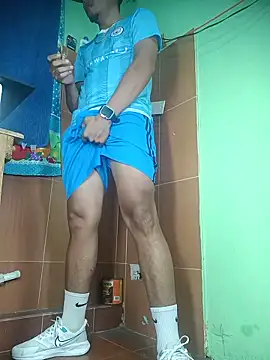 Snapshot of romeohotpig chatting on 06-18-26, 03:29 romeohotpig online show from 06-18-26, 03:29