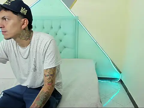 Max sstteel online show from 04-08-26, 01:00