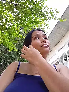 Snapshot of scarletmouse chatting on 03-28-26, 07:57 scarletmouse online show from 03-28-26, 07:57