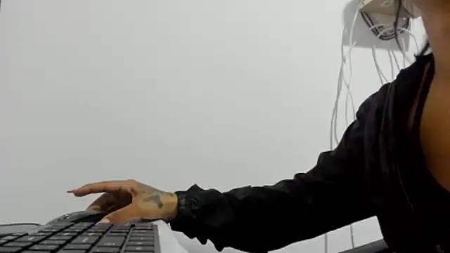 ElectraCurly online show from 04-08-26, 02:33