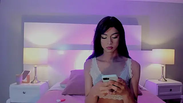 Miss sunshinee online show from 04-19-26, 05:29