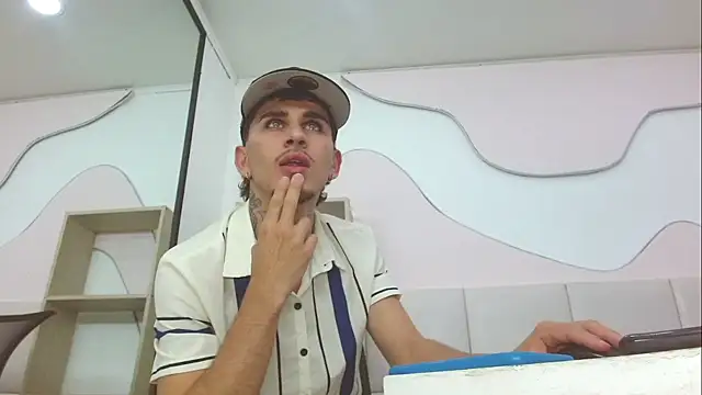 DanntheStiff online show from 05-14-26, 05:09