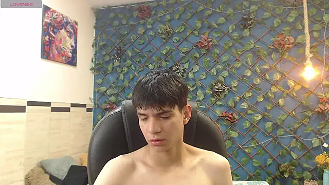 Snapshot of maxim_rod chatting on 04-07-26, 04:13 maxim rod online show from 04-07-26, 04:13