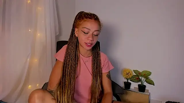 Snapshot of Debora_Rayssa chatting on 05-02-26, 06:40 Debora Rayssa online show from 05-02-26, 06:40
