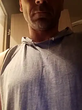 Snapshot of patriot6907 chatting on 04-16-26, 01:39 patriot6907 online show from 04-16-26, 01:39