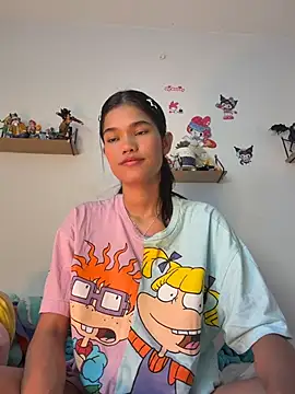 Emycarver09  online show from 06-23-26, 12:47