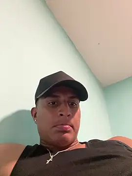 ianruiz02 online show from 04-19-26, 07:49