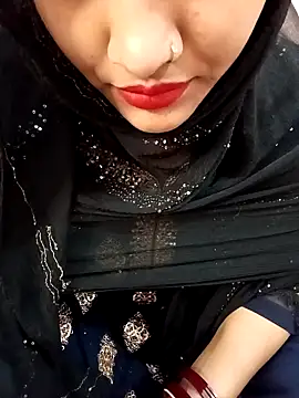 Snapshot of Miss_Noor__ chatting on 04-12-26, 05:34 Miss Noor online show from 04-12-26, 05:34