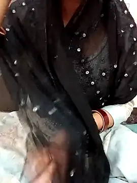 Snapshot of Miss_Noor__ chatting on 04-13-26, 06:30 Miss Noor online show from 04-13-26, 06:30