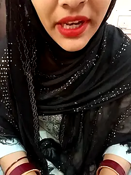 Snapshot of Miss_Noor__ chatting on 04-16-26, 06:36 Miss Noor online show from 04-16-26, 06:36