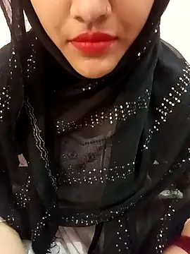 Snapshot of Miss_Noor__ chatting on 04-23-26, 06:36 Miss Noor online show from 04-23-26, 06:36