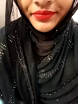 Snapshot of Miss_Noor__ chatting on 04-26-26, 06:33 Miss Noor online show from 04-26-26, 06:33