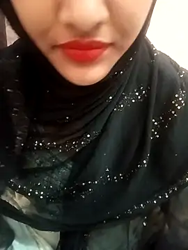 Snapshot of Miss_Noor__ chatting on 05-02-26, 05:45 Miss Noor online show from 05-02-26, 05:45