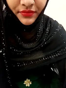 Snapshot of Miss_Noor__ chatting on 05-05-26, 06:54 Miss Noor online show from 05-05-26, 06:54