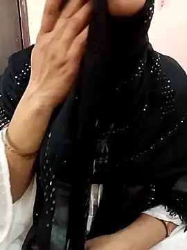 Snapshot of Miss_Noor__ chatting on 06-01-26, 08:16 Miss Noor online show from 06-01-26, 08:16