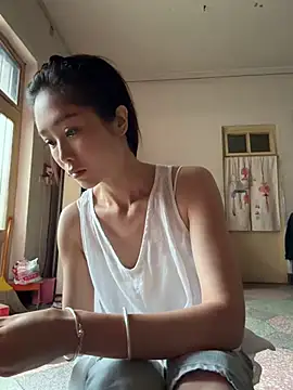 yuanpu0925 online show from 06-20-26, 11:18
