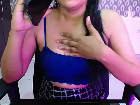 Snapshot of Riya_saini06 chatting on 06-15-26, 05:31 Riya saini06 online show from 06-15-26, 05:31