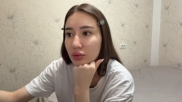 Snapshot of NamiLoon chatting on 04-05-26, 03:58 NamiLoon online show from 04-05-26, 03:58