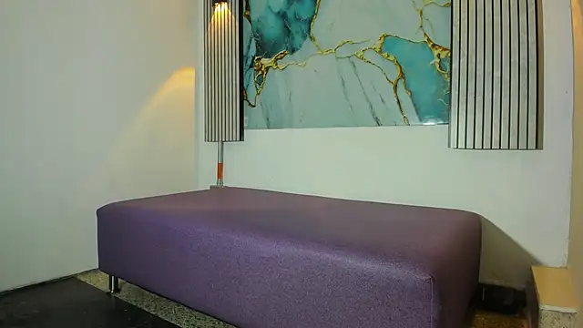 MILLER SANZ online show from 04-06-26, 01:01