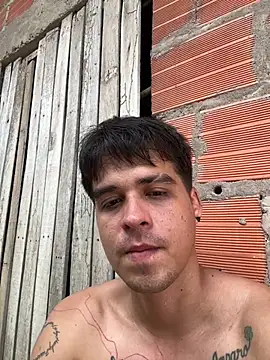 Snapshot of davidjan1996 chatting on 06-13-26, 04:27 davidjan1996 online show from 06-13-26, 04:27