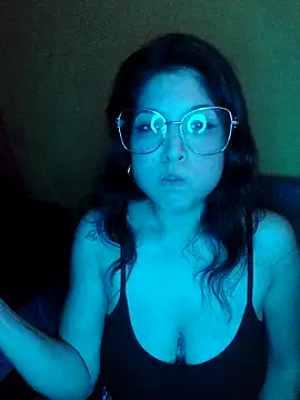 Snapshot of Steffanny2026 chatting on 04-15-26, 03:24 Steffanny2026 online show from 04-15-26, 03:24