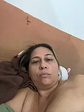 Snapshot of _violeta_99 chatting on 05-04-26, 09:00 violeta 99 online show from 05-04-26, 09:00