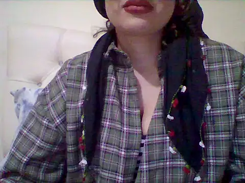 Snapshot of busex25 chatting on 04-10-26, 09:08 busex25 online show from 04-10-26, 09:08