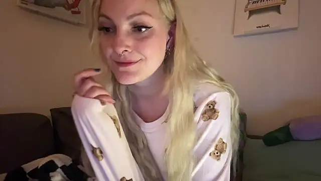 LoveAliceXXX online show from 04-07-26, 07:03