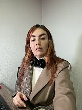 Vanessablazee online show from 04-08-26, 01:11