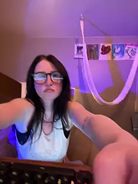 avaalanchee online show from 05-28-26, 07:27
