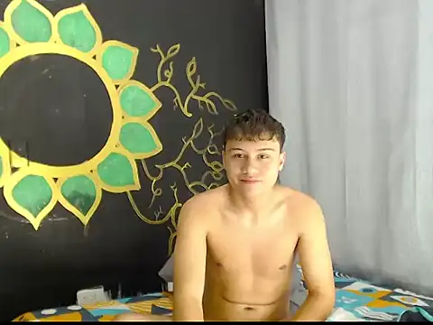 Snapshot of Boy_Lovely18 chatting on 03-30-26, 04:57 Boy Lovely18 online show from 03-30-26, 04:57