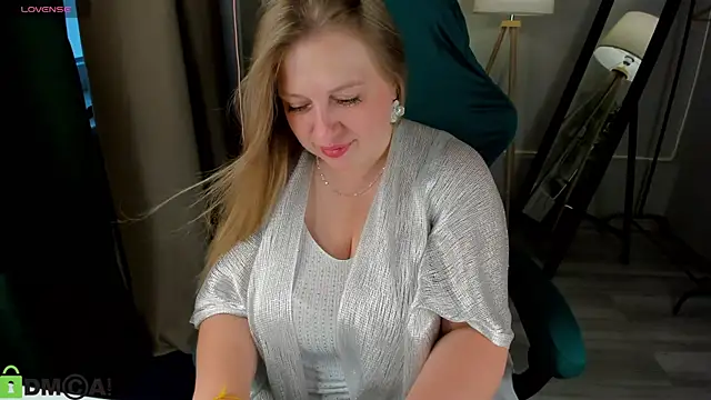 CleoXotie online show from 07-12-26, 09:33