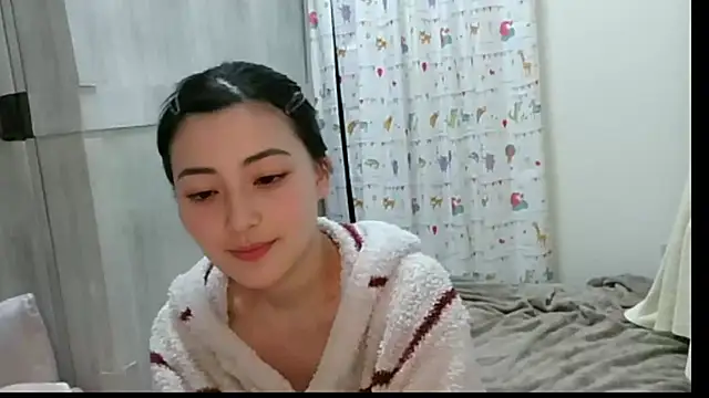 kaede 1122 online show from 04-05-26, 12:08