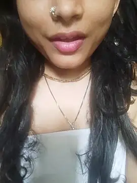 Snapshot of SweetTsAngel chatting on 04-26-26, 07:17 SweetTsAngel online show from 04-26-26, 07:17