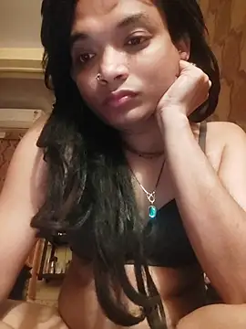 Snapshot of SweetTsAngel chatting on 06-25-26, 06:23 SweetTsAngel online show from 06-25-26, 06:23