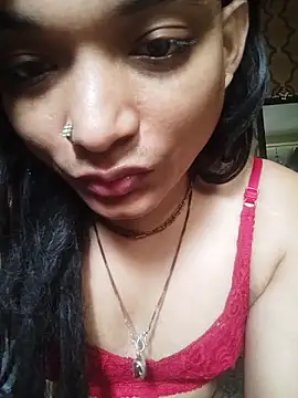 Snapshot of SweetTsAngel chatting on 06-30-26, 02:45 SweetTsAngel online show from 06-30-26, 02:45
