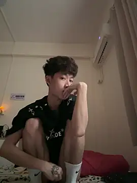 sexyboy-3525 online show from 06-04-26, 05:46