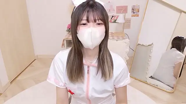 HIKA rin online show from 04-13-26, 01:49