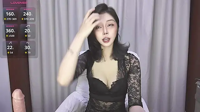 Snapshot of benben-0808 chatting on 05-04-26, 05:42 benben-0808 online show from 05-04-26, 05:42